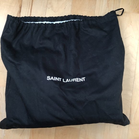 Saint Laurent Niki medium black leather shoulder bag - Picture 9 of 9